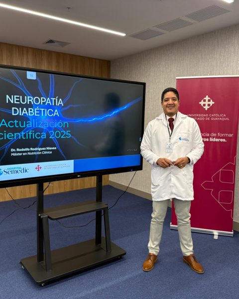 Dr. Rodolfo Rodríguez en charla de neuropatía diabética en Hospital Semedic